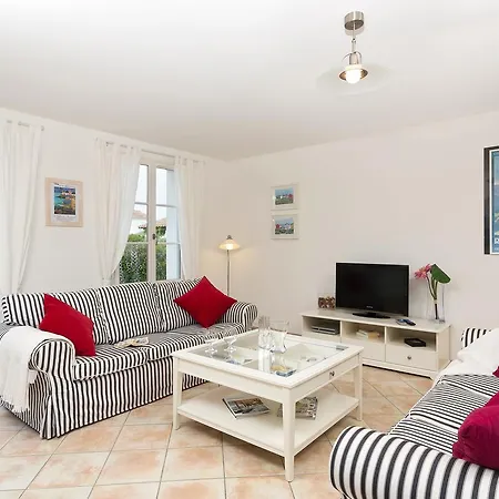 Villa Madame Les De Fontenelles LʼAiguillon-sur-Vie