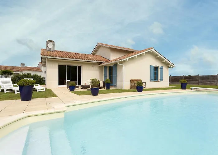 Madame Les De Fontenelles Vila